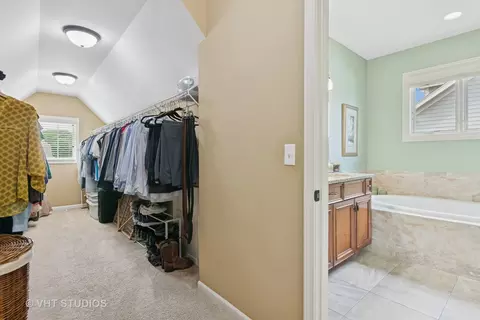 76 Landon Cir, Wheaton, IL 60189 photo 25