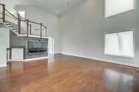 8 S320 Hampton Cir, Naperville, IL 60540 photo 11