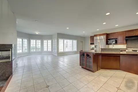 8 S320 Hampton Cir, Naperville, IL 60540 photo 15