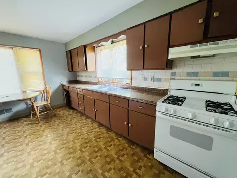 Kitchen - 506 Scribner St, Joliet, IL 60432 photo 1 of 3