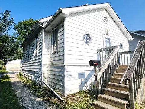 Exterior - 506 Scribner St, Joliet, IL 60432 photo 2 of 2