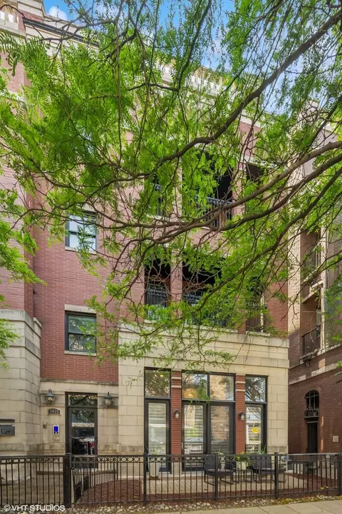 3020 N Sheffield Ave #1N, Chicago, IL 60657