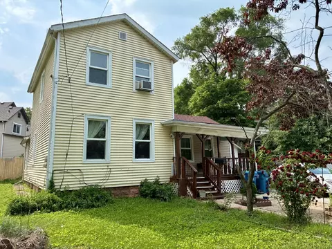 160 N Root St, Aurora, IL 60505 photo 2