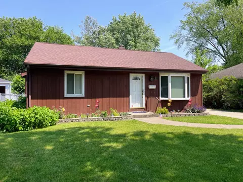 315 N Elm St, Mount Prospect, IL 60056