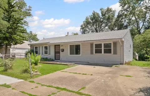 1305 W Beardsley Ave, Urbana, IL 61801