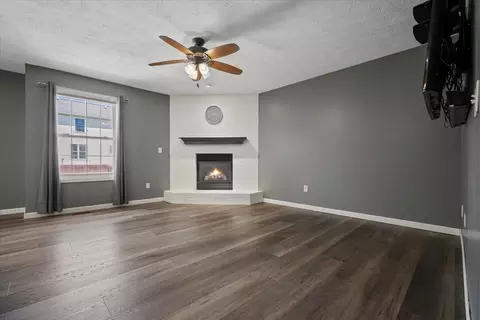 1704 Sunrise Pt, Normal, IL 61761 photo 3