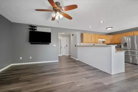 1704 Sunrise Pt, Normal, IL 61761 photo 5