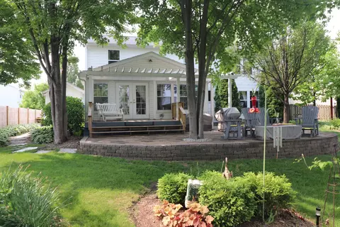 2886 E 6th St, Belvidere, IL 61008 photo 8