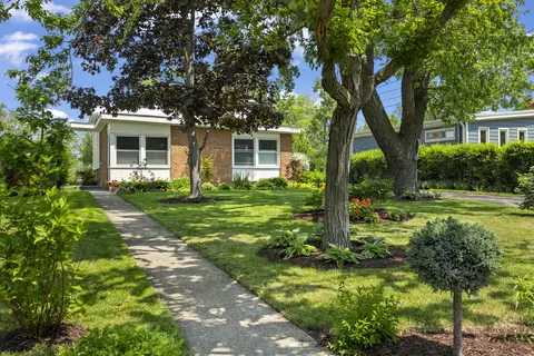 1775 Rosemary Rd, Highland Park, IL 60035