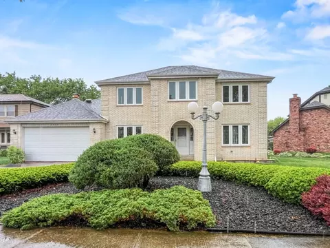 1220 N Honey Hill Rd, Addison, IL 60101