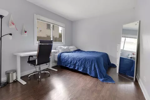 Bedroom - 1850 Pierce Rd, Hoffman Estates, IL 60169 photo 3 of 4