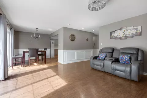 Other - 1850 Pierce Rd, Hoffman Estates, IL 60169 photo 1 of 4