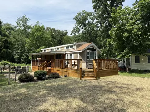 16 Woodhaven Lks # -1, Sublette, IL 61367