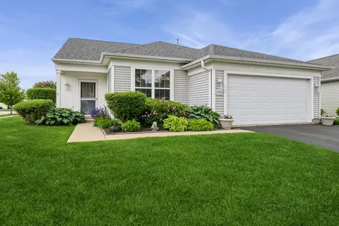 12140 Hideaway Dr, Huntley, IL 60142