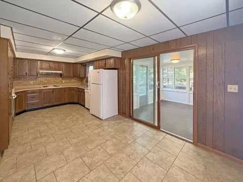 Kitchen - 111 E Roosevelt St, Freeport, IL 61032 photo 3 of 4