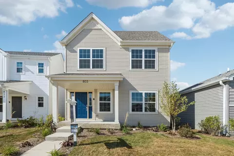 803 Station Blvd, Elburn, IL 60119