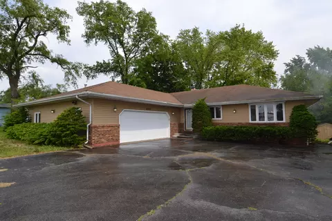 4323 Il Route 176 Ave, Crystal Lake, IL 60014