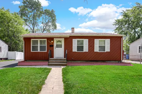 22227 Clyde Ave, Sauk Village, IL 60411