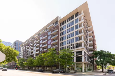 901 W Madison St #901, Chicago, IL 60607