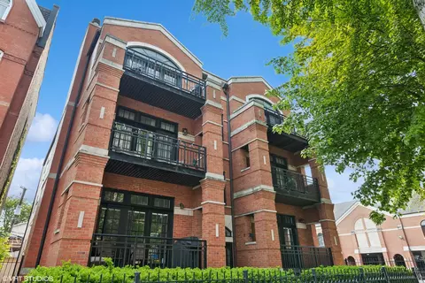 2729 N Sheffield Ave #3S, Chicago, IL 60614