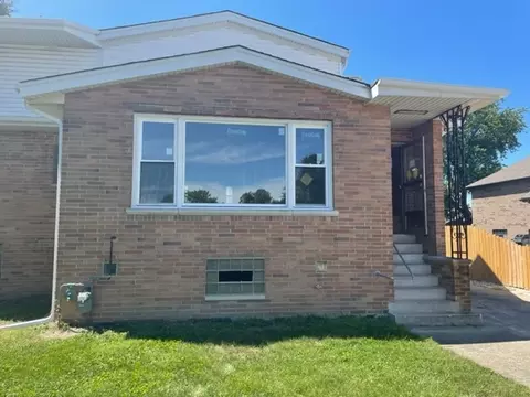 8110 Lockwood Ave, Burbank, IL 60459