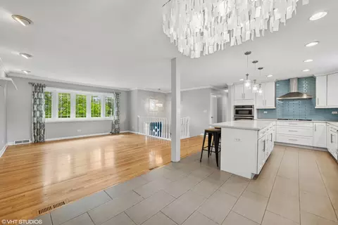 102 S Grant Dr, Addison, IL 60101 photo 12