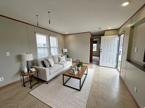 1124 Bayside Rd, Elgin, IL 60123 photo 13