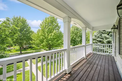 1635 Constitution Dr, Glenview, IL 60026 photo 19