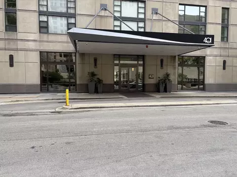 401 E Ontario St #1008, Chicago, IL 60611
