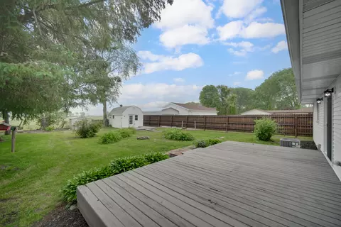 Exterior - 6441 E Flora St, Kankakee, IL 60901 photo 5 of 6