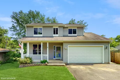 8513 Memory Trl, Wonder Lake, IL 60097