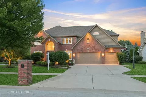 3136 Kewanee Ln, Naperville, IL 60564