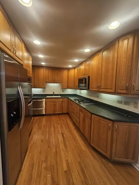 Kitchen - 399 Purdue Ln, Elgin, IL 60123 photo 2 of 2