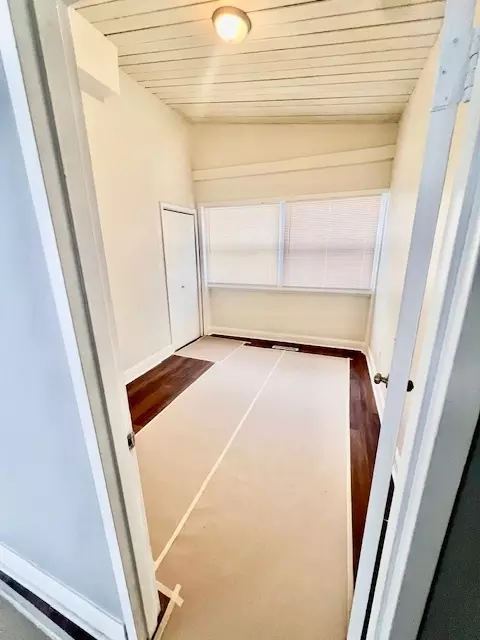 Bedroom - 15309 Parkside Dr, Markham, IL 60428 photo 5 of 5