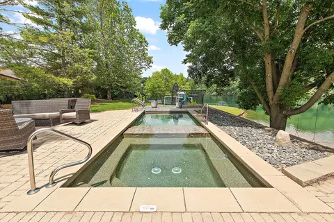 Exterior - 2500 Wahoo Ct, Morris, IL 60450 photo 10 of 18