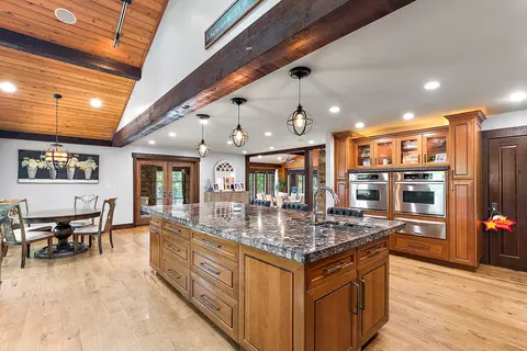 Kitchen - 2500 Wahoo Ct, Morris, IL 60450 photo 5 of 6