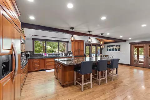 Kitchen - 2500 Wahoo Ct, Morris, IL 60450 photo 6 of 6