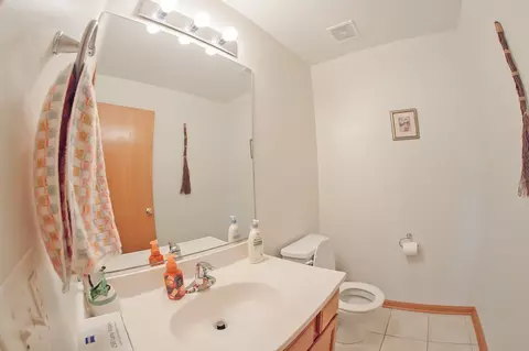 514 Madison Ln, Elgin, IL 60123 photo 3