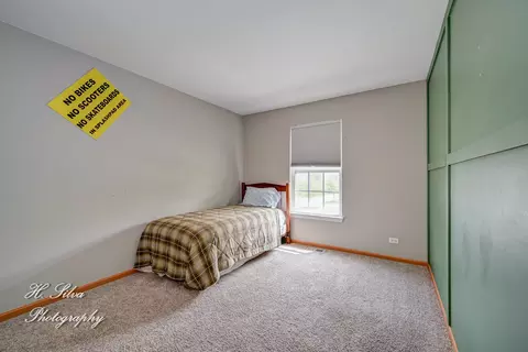 Bedroom - 602 Spring Dr, Marengo, IL 60152 photo 4 of 6