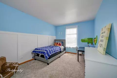 Bedroom - 602 Spring Dr, Marengo, IL 60152 photo 5 of 6