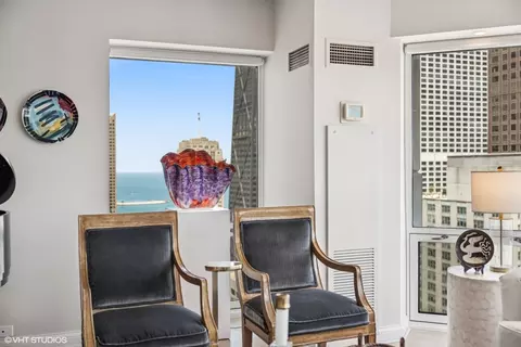 100 E Huron St #3104, Chicago, IL 60611 photo 6