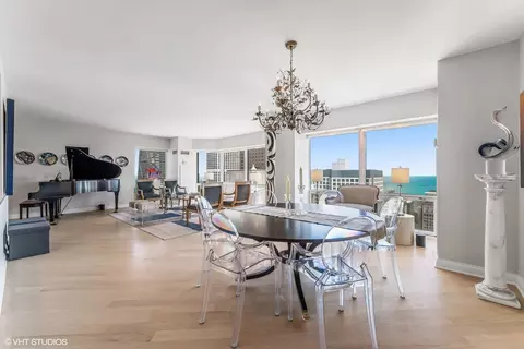 100 E Huron St #3104, Chicago, IL 60611 photo 10