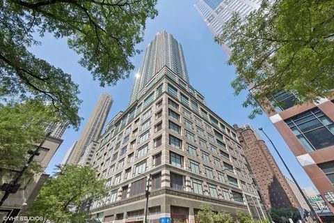 100 E Huron St #3104, Chicago, IL 60611