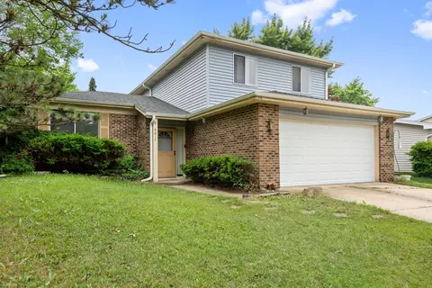 6617 Foxtree Ave, Woodridge, IL 60517