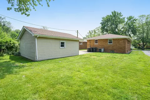 Exterior - 2454 184th St, Lansing, IL 60438 photo 2 of 3