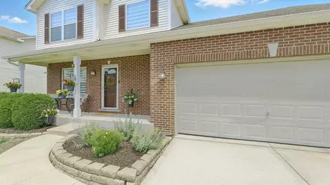 5321 Meadowbrook St, Plainfield, IL 60586 photo 2