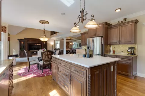 Kitchen - 1835 Rizzi Ln, Bartlett, IL 60103 photo 5 of 5