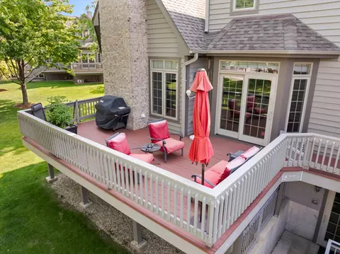 Exterior - 1835 Rizzi Ln, Bartlett, IL 60103 photo 5 of 8