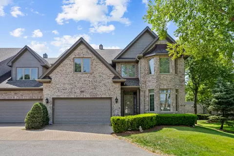Exterior - 1835 Rizzi Ln, Bartlett, IL 60103 photo 2 of 8