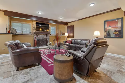 Living - 1835 Rizzi Ln, Bartlett, IL 60103 photo 2 of 2